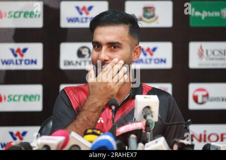 Afghanistan One Day International (ODI)-Spielkapitän Hashmatullah Shahidi nimmt an der Pressekonferenz vor dem Spiel im Zahur Ahmed Chowdhury Stadium (ZA) Teil Stockfoto