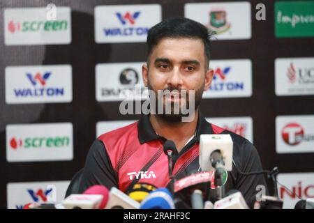 Afghanistan One Day International (ODI)-Spielkapitän Hashmatullah Shahidi nimmt an der Pressekonferenz vor dem Spiel im Zahur Ahmed Chowdhury Stadium (ZA) Teil Stockfoto