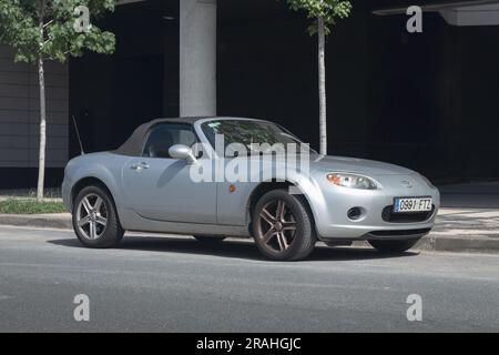 PASAIA, SPANIEN – 26. MAI 2023: Mazda MX-5 (NC) (alias Miata; eunos), dritte Generation des Mazda MX-5 Stockfoto