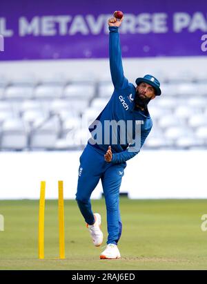 Englands Moeen Ali bowlt während einer Nets Session in Headingley, Leeds. Bilddatum: Dienstag, 4. Juli 2023. Stockfoto