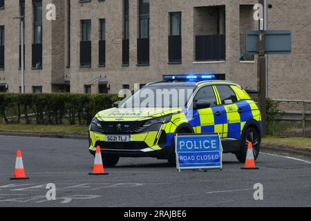 Edinburgh Scotland, Vereinigtes Königreich, 04. Juli 2023. Polizeivorfall Calder Road. Live-Nachrichten von sst/alamy Stockfoto