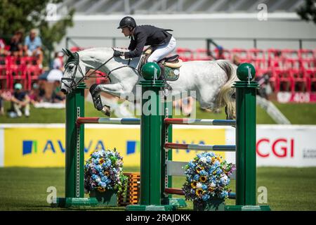 Rupert Winkelmann nimmt am 1. Juli 2023 am Rolex Pan American Grand Prix in Spruce Meadows in Calgary, Kanada, Teil. Stockfoto