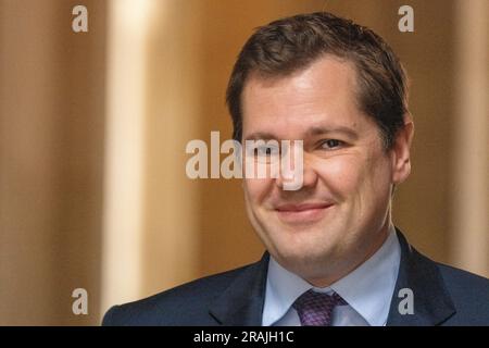 London, Großbritannien. 04. Juli 2023. Robert Jenrick, Einwanderungsminister, kommt zu einem Kabinettsmeeting in der Downing Street 10 London. Kredit: Ian Davidson/Alamy Live News Stockfoto