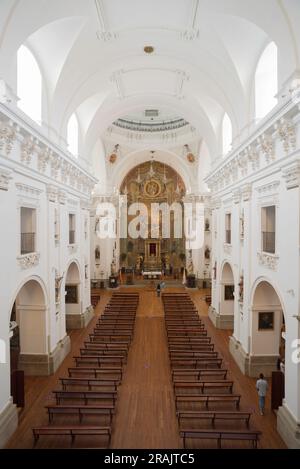 Barocke Jesuitenkirche, Blick auf das Innere der barocken Iglesia de San Ildefonso (1765) in der historischen Stadt Toledo, Zentralspanien. Stockfoto