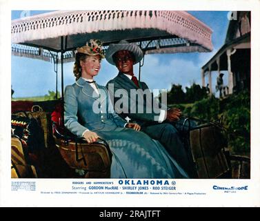 SHIRLEY JONES und GORDON MacRae in OKLAHOMA! 1955 Regisseur FRED ZINNEMANN Rodgers und Hammerstein Productions / American Optical Company / Magna Theatre Corporation Stockfoto
