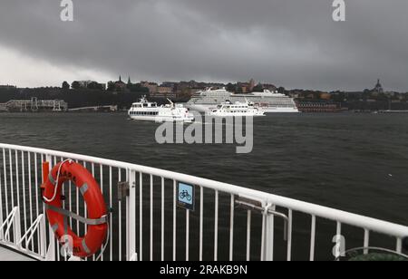 Saisonales Wetter, regnerisches Wetter in Stockholm, Schweden, am Sonntag. Stockfoto