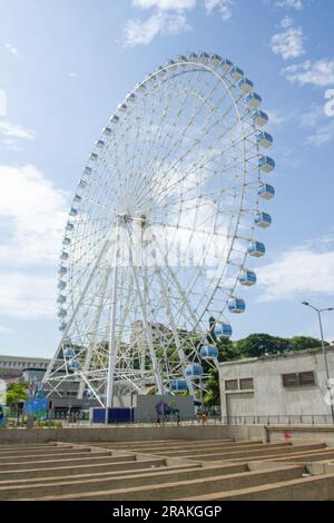 Riesenrad Rio Star in Rio de Janeiro, Brasilien - 05. März 2023: Riesenrad Rio Star, eine der wichtigsten Touristenattraktionen von Rio de Janeiro. Stockfoto