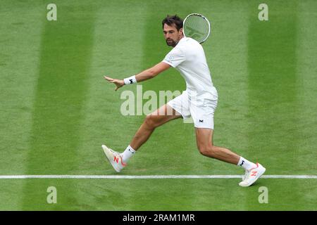 Wimbledon, Royaume Uni. 04. Juli 2023. Während der Wimbledon Championships 2023 am 3. Juli 2023 im All England Lawn Tennis & Croquet Club in Wimbledon, England - Photo Antoine Couvercelle/DPPI Credit: DPPI Media/Alamy Live News Stockfoto