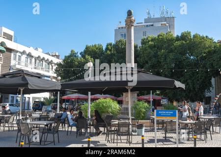 Nikosia, Zypern - 24. Oktober 2022: Atatürk-Platz im besetzten Teil von Nikosia Stockfoto