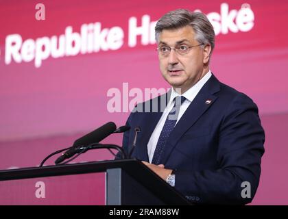 Zagreb, Kroatien. 04. Juli 2023. Andrej Plenkovic, Premierminister der Republik Kroatien, spricht während der feierlichen Eröffnung des Schachturniers „Kroatien Grand Chess Tour Rapid & Blitz“ im Westin Hotel in Zagreb, Kroatien, am 4. Juli 2023. Foto: Jurica Galoic/PIXSELL Credit: Pixsell/Alamy Live News Stockfoto