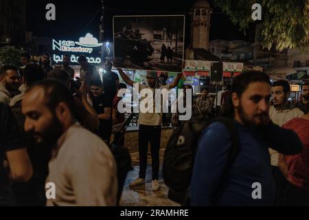 Idlib, Syrien. 04. Juli 2023. Die Palästinenser beteiligen sich solidarisch an einem Protest mit dem Lager Dschenin in Palästina, in der Stadt Idlib. Kredit: Anas Alkharboutli/dpa/Alamy Live News Stockfoto