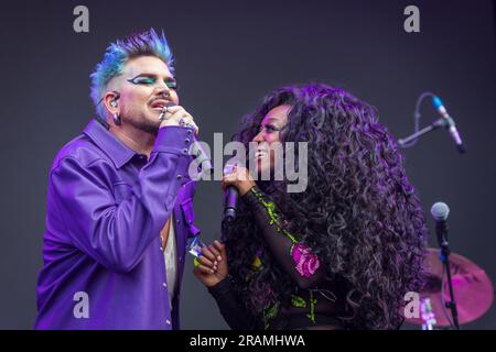 Adam Lambert trat auf der Hauptbühne von Pride in London auf, dem Trafalgar Square Stockfoto