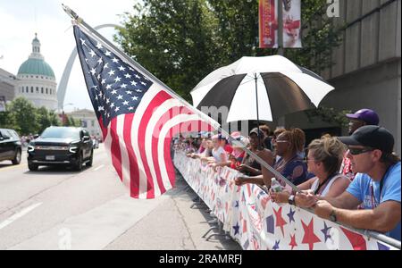 St. Louis, Usa. 04. Juli 2023. Zu Beginn der America's Birthday Parade 140. in St. Louis am Dienstag, den 4. Juli 2023. Foto: Bill Greenblatt/UPI Credit: UPI/Alamy Live News Stockfoto