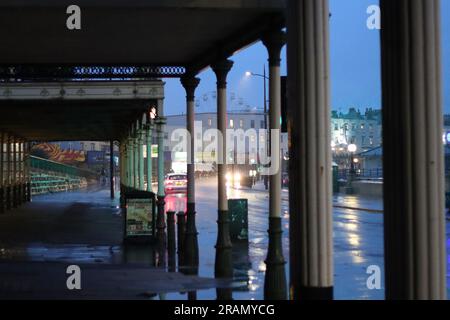 Margate, UK - 4. Juli 2023 : düsteres Wetter am Margate Seafront in Kent, UK. Stockfoto