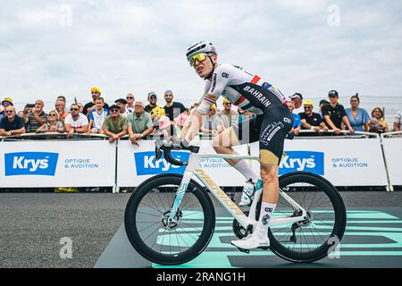 Frankreich. 04. Juli 2023. Foto von Alex Whitehead/SWpix.com - 04/07/2023 - Radfahren - 2023 Tour de France - Stage 4: DAX nach Nogaro (181,8km) - Fred Wright von Bahrain Victorious Credit: SWpix/Alamy Live News Stockfoto