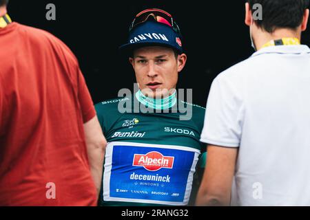 Frankreich. 04. Juli 2023. Bild von Alex Whitehead/SWpix.com - 04/07/2023 - Radfahren - 2023 Tour de France - Stufe 4: DAX nach Nogaro (181,8km) - Jasper Philipsen von Alpecin-Deceuninck. Kredit: SWpix/Alamy Live News Stockfoto