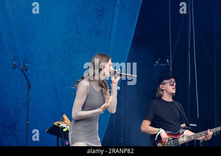 Leony live Open Air bei der Fête de l'Europe auf dem Dresdner Neumarkt. Dresden, 04.07.2023 Stockfoto