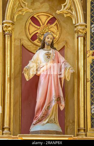 Altar in der Kirche Miralcamp (Pla d'Urgell, Lleida, Katalonien, Spanien) ESP: Retablo en el interior de la iglesia de Miralcamp (Lérida) Stockfoto