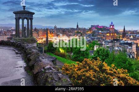 Luftaufnahme von Calton Hill, Edinburgh, Großbritannien Stockfoto