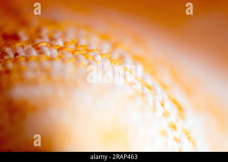 Strukturierter Hintergrund mit Mesh-Material, das Details, Nahaufnahmen und selektive Fokussierung erfasst. Stockfoto