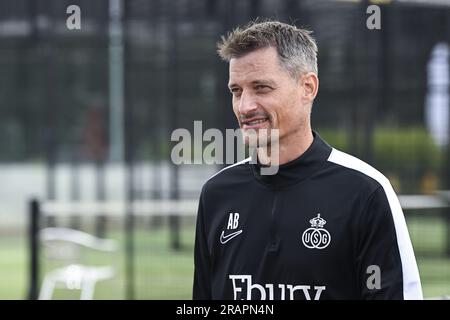 Lier, Belgien. 05. Juli 2023. Der Cheftrainer der Union Alexander Blessin wurde vor einer Pressekonferenz der belgischen Fußballmannschaft Royale Union Saint-Gilloise, vor der Saison 2023-2024, Mittwoch, den 05. Juli 2023 in Lier, fotografiert. BELGA FOTO TOM GOYVAERTS Kredit: Belga News Agency/Alamy Live News Stockfoto