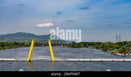 Ponte Cagrana, Brücke In Donaucity, Wien, Österreich Stockfoto