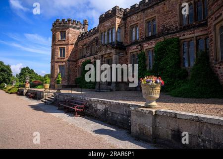 Mount Edgcumbe House mit Blick auf Plymouth Sound, Cornwall Stockfoto