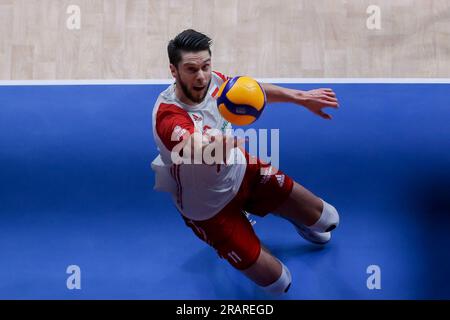 Pasay City, Philippinen. 5. Juli 2023. Aleksander Sliwka aus Polen tritt während des Pool 6-Spiels zwischen Polen und Slowenien bei der Men's Volleyball Nations League in Pasay City, Philippinen, am 5. Juli 2023 an. Kredit: Rouelle Umali/Xinhua/Alamy Live News Stockfoto