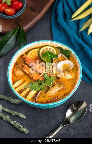 Tom Yum Kung Meeresfrüchte-Reisnudeln Stockfoto