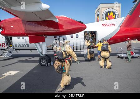 Das Bureau of Land Management trainiert Rauchspringer mit einem neuen Flugzeug in Boise, Idaho. Foto von Neal Herbert, DOI Stockfoto