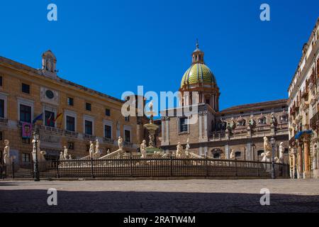 Piazza Pretoria, Pretoria-Brunnen, Palermo, Sizilien, Italien. Stockfoto