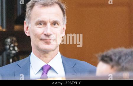 London, Großbritannien. 5. Juli 2023. Jeremy Hunt, Schatzkanzler, verlässt 11 Downing Street, London Credit: Ian Davidson/Alamy Live News Stockfoto