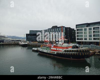 Reyjavik Hafen, reyjavik Kreuzfahrtanleger, Schiffe in reyjavik, Schleppboote, island, reyjavik island Stockfoto