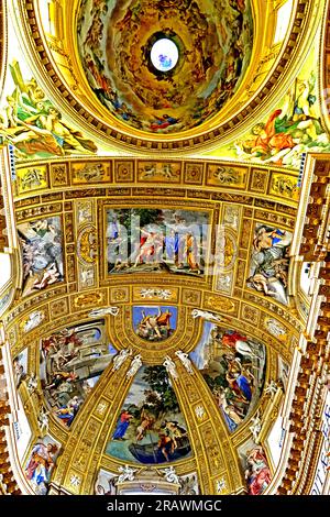 Die Kuppel der Basilika Sant Andrea della Valle in Rom, Italien Stockfoto