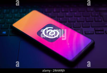 Brasilien. 05. Juli 2023. In dieser Abbildung wird das Thread-Logo auf einem Smartphone-Bildschirm angezeigt. Threads ist die neue App für soziale Netzwerke und Messaging von Meta Platforms. Kredit: SOPA Images Limited/Alamy Live News Stockfoto