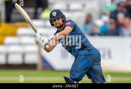 Haider Ali schlägt für Derbyshire in einem Vitality Blast Match zwischen Derbyshire Falcons und Worcestershire Rapids. Stockfoto