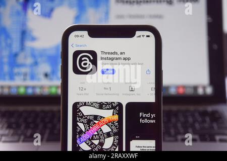 London, Großbritannien. 6. Juli 2023 Meta veröffentlicht die Social-Media-App Threads, die als Rivale von Twitter beschrieben wird. Kredit: Vuk Valcic/Alamy Live News Stockfoto
