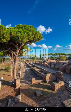 Umgebung des Theaters, Ostia Antica, Rom, Latium, Italien, Stockfoto