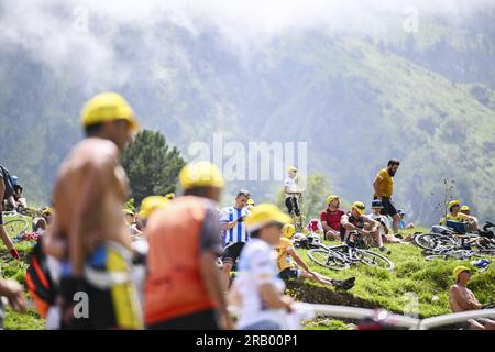 Cauterets Cambasque, Frankreich. 06. Juli 2023. Abbildung zeigt Stufe 6 des Radrennen Tour de France, ein 144 km langes 9-km-Rennen von Tarbes nach Cauterets-Cambasque, Frankreich, Donnerstag, 06. Juli 2023. Die diesjährige Tour de France findet vom 01. Bis 23. Juli 2023 statt. BELGA FOTO JASPER JACOBS Kredit: Belga News Agency/Alamy Live News Stockfoto