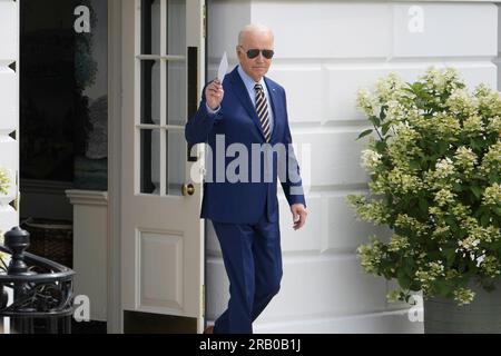 6. Juli 2023, Washington, Distric of Columbia, USA: US-Präsident JOE BIDEN geht heute am 06. Juli 2023 zur Joint Base Andrew und führt Marine One im South Lawn/White House in Washington DC, USA. (Kreditbild: © Lenin Nolly/ZUMA Press Wire) NUR REDAKTIONELLE VERWENDUNG! Nicht für den kommerziellen GEBRAUCH! Stockfoto