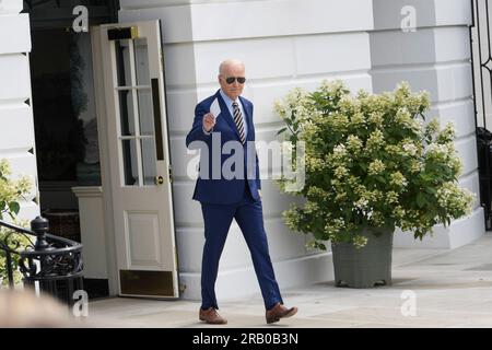 6. Juli 2023, Washington, Distric of Columbia, USA: US-Präsident JOE BIDEN geht heute am 06. Juli 2023 zur Joint Base Andrew und führt Marine One im South Lawn/White House in Washington DC, USA. (Kreditbild: © Lenin Nolly/ZUMA Press Wire) NUR REDAKTIONELLE VERWENDUNG! Nicht für den kommerziellen GEBRAUCH! Stockfoto