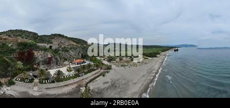 Schiffswrack Dimitrios in Valtaki Beach, Peloponnese, Griechenland (Gythio) Stockfoto