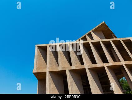 Turm der Schatten entworfen von Le Corbusier, Punjab State, Chandigarh, Indien Stockfoto