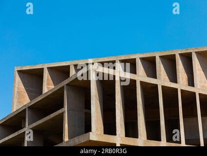 Turm der Schatten entworfen von Le Corbusier, Punjab State, Chandigarh, Indien Stockfoto