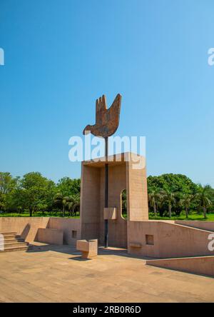 Das Open Hand Monument im Regierungsviertel von Le Corbusier, Punjab State, Chandigarh, Indien Stockfoto