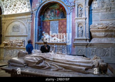 Grab des Doncel, oder junger Ritter, ein viel besuchter Abschnitt der Siguenza-Kathedrale, Spanien. Er starb 1486, als er 14 war, junger Adliger Martín Vázque Stockfoto