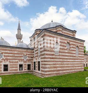 Semsi-Pascha-Moschee, eine osmanische Moschee im Stadtteil Uskudar, Istanbul, Türkei, auf der asiatischen Seite der Bosporus-Straße, entworfen vom osmanischen kaiserlichen Architekten Mimar Sinan Stockfoto