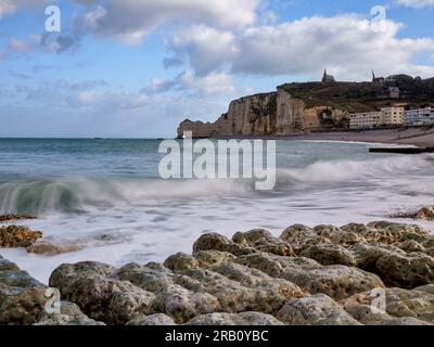 Blick auf die Porte d'Amont, Normandie. Stockfoto