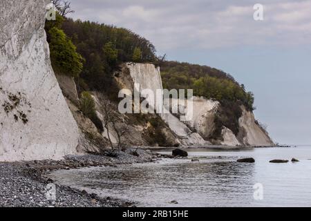 Europa, Deutschland, Mecklenburg-Vorpommern, Insel Rügen, Jasmund-Nationalpark, Kreideklippen bei Sassnitz Stockfoto