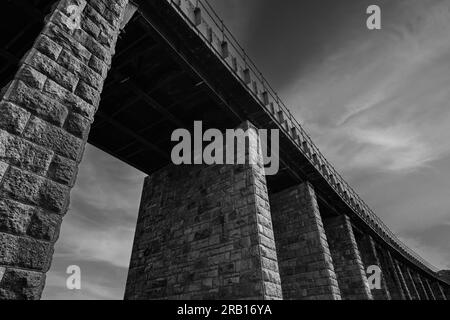 HAYLE TOWN GIESSEREI VIADUKT ASDA Stockfoto